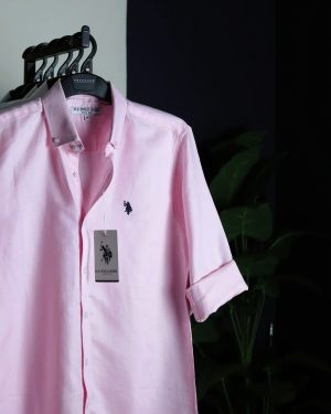Pink Remi rayon solid shirt.